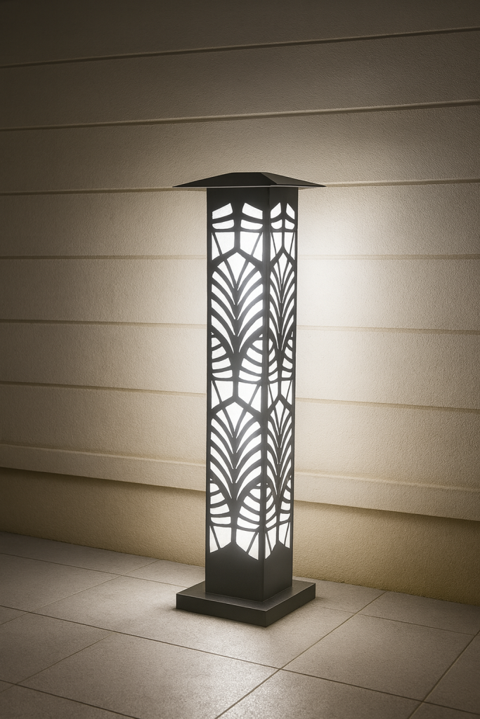 عمود أنارة - ديكور معدنى
