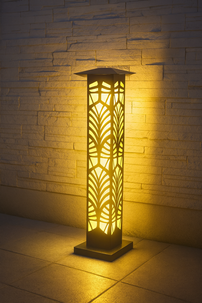 عمود أنارة - ديكور معدنى